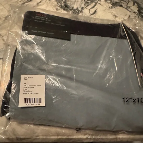 Men’s 7” inch lulu ABC shorts. New with tags never worn. - Picture 4 of 5